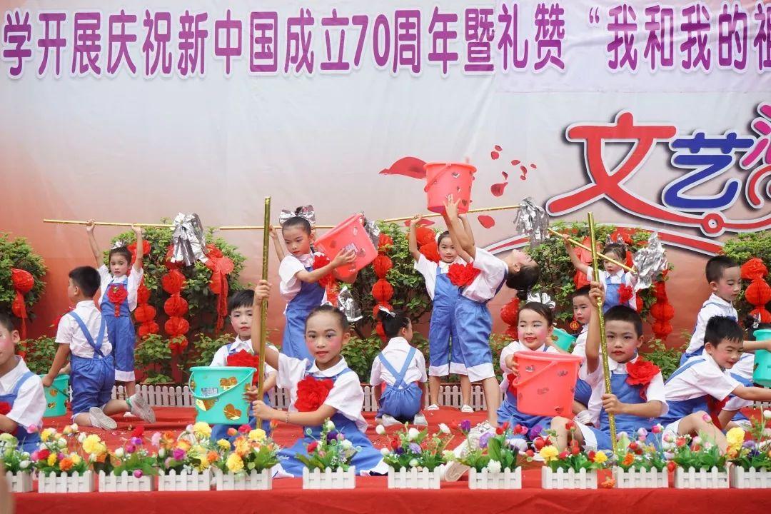 豆娃奥特曼